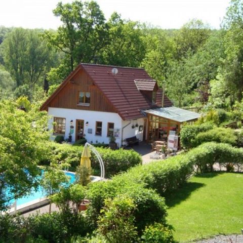 BUNGALOW 3 people - Cozy apartment with oven, located in the green Bruchttal valley