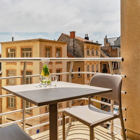 APPARTEMENT 4 personnes - Confort | 2 Chambres | Balcon - Vue sur la ville