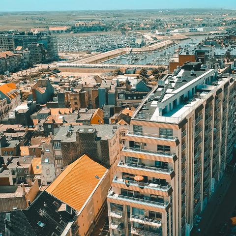 STUDIO 2 personnes - Studio Essential | Lit double | Balcon - Vue sur la ville