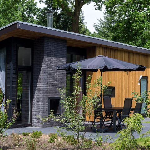 Bungalow 6 personen - Bos Lodge 55 met Hottub