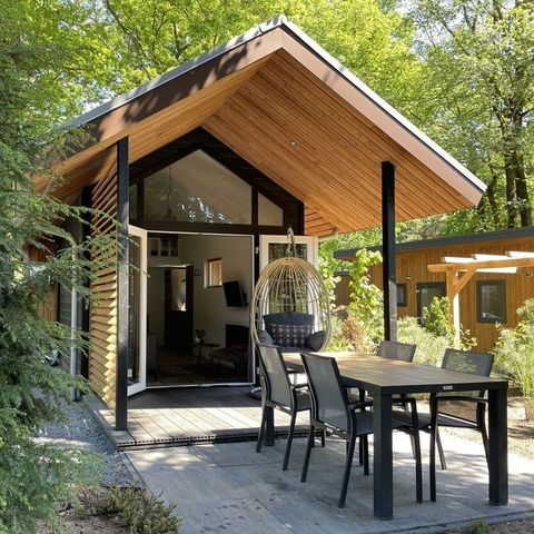 Bungalow 4 personen - Tiny Lodge Eco met Hottub of Jacuzzi en Sauna