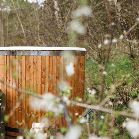 UNUSUAL ACCOMMODATION 4 people - Tiny House with hot tub