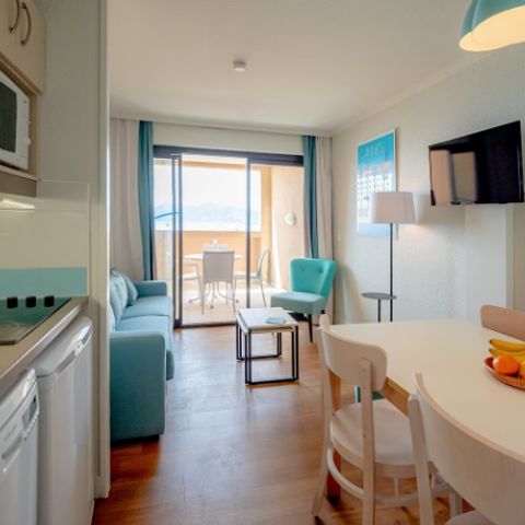 Studio 4 personen - Studio - 1 sleeping alcove - Air-conditioned - Terrace or balcony - Sea view