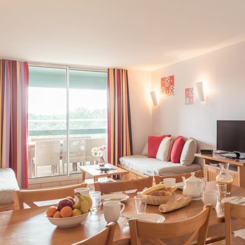 APPARTEMENT 7 personen - - 1 bedroom + 1 sleeping alcove  - Golf view