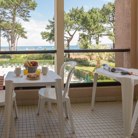 APARTMENT 5 people - - 1 bedroom - Terrace or balcony - Sea view