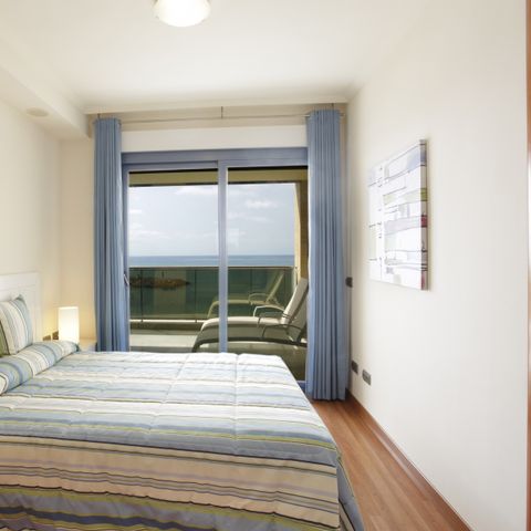 APARTMENT 5 people - (max. 4 adults) Standard Sea view