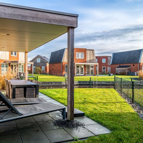 HOUSE 8 people - Sneekermeer 8 with Jacuzzi