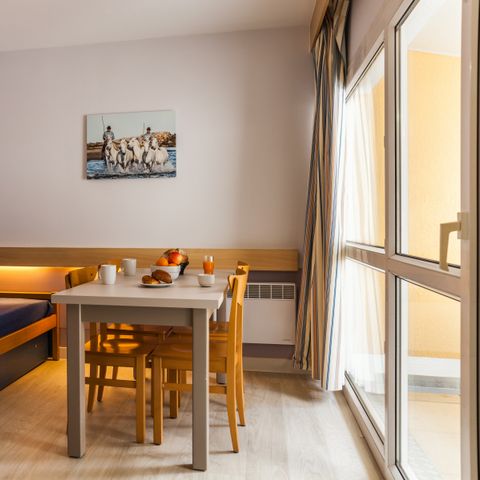 APARTMENT 4 people - - 1 bedroom - Terrace