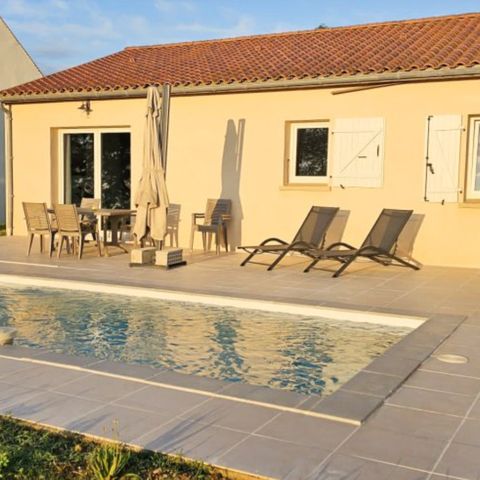 BUNGALOW 6 personnes - avec piscine