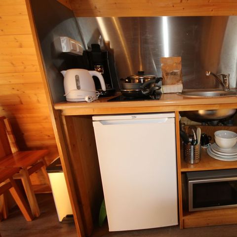 UNUSUAL ACCOMMODATION 3 people - Tiny house Megapod VIP