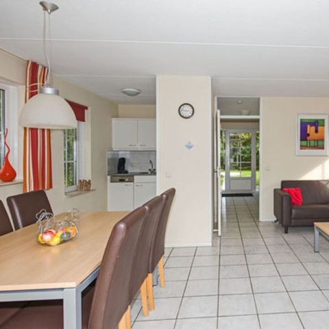 BUNGALOW 4 personnes - Confort avec deux salles de bains