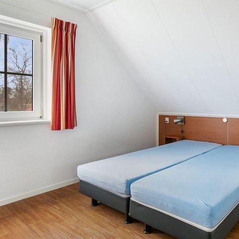 BUNGALOW 5 personnes - avec chambre de jardin luxueuse et vue sur l'étang de jeu