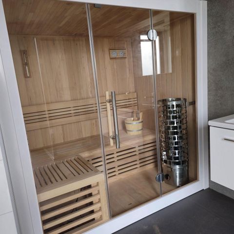 Lodge 2 personen - Waterlodge Deluxe met sauna en hottub