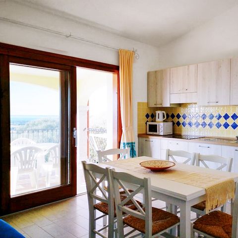 APARTMENT 6 people - 2 bedrooms - Terrace or balcony - Sea view