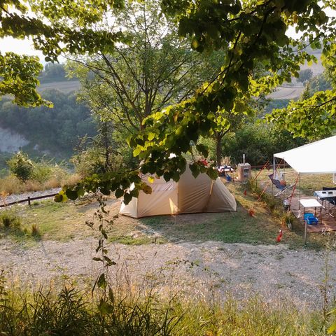 PIAZZOLA - per camper e roulotte (escluso doppio asse o oltre 7 mt)