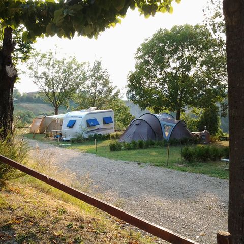 PIAZZOLA - per camper e roulotte (escluso doppio asse o oltre 7 mt)