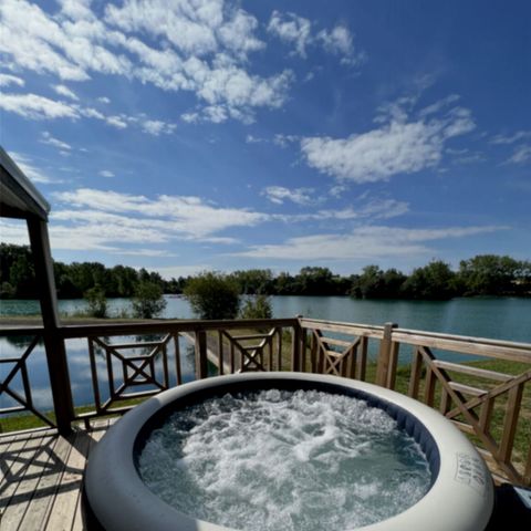 CHALET 4 personnes - Chalet Lac SPA "Amour blanc"