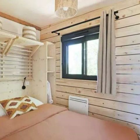 MOBILHOME 5 personnes - Cottage Séouvo 3 Pièces 5 Personnes Climatisé + TV + Jacuzzi