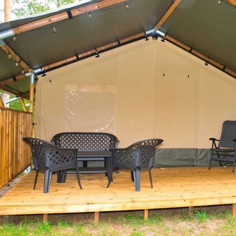 CANVAS AND WOOD TENT 6 people - including toilet