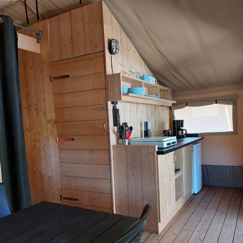 CANVAS AND WOOD TENT 4 people - fitted with sanitary facilities