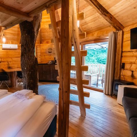 UNUSUAL ACCOMMODATION 4 people - Treehouse 2+2