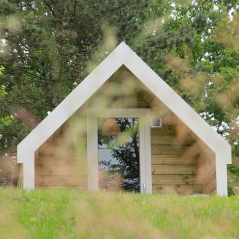 UNUSUAL ACCOMMODATION 4 people - Hiker's hut Mobihut