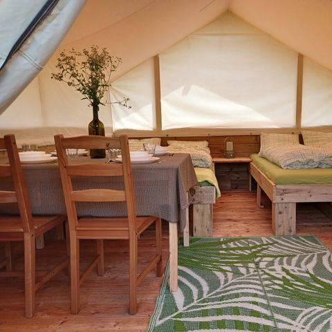 CANVAS AND WOOD TENT 4 people