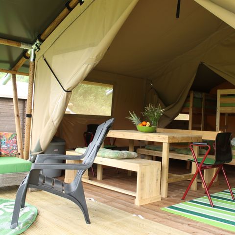 CANVAS AND WOOD TENT 6 people - with private sanitary unit