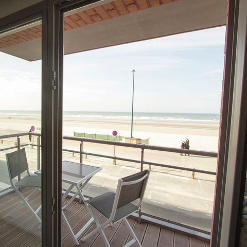 BUNGALOW 6 people - Modern beachside apartment in Bray-Dunes close to De Panne