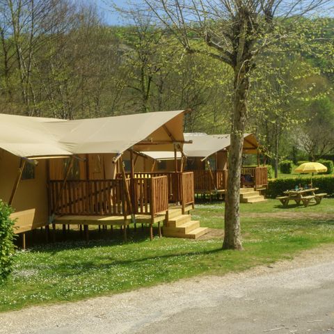 CANVAS AND WOOD TENT 8 people - Lodgetent Brive