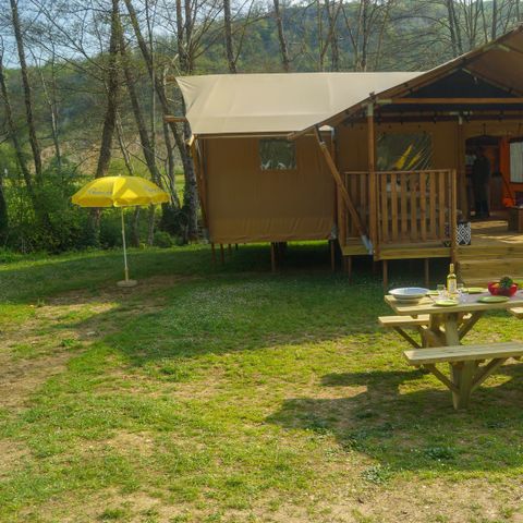 CANVAS AND WOOD TENT 8 people - Lodgetent Brive