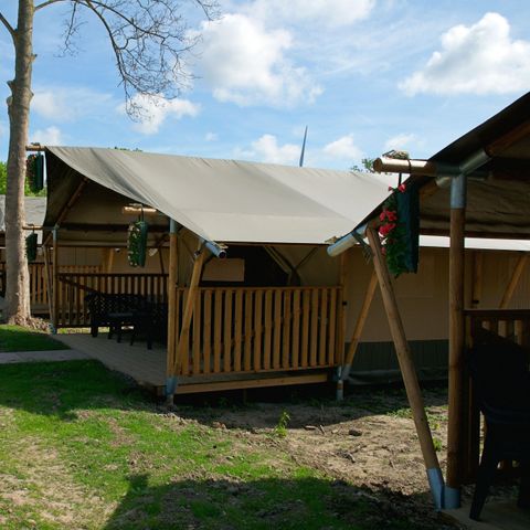 CANVAS AND WOOD TENT 6 people - including toilet