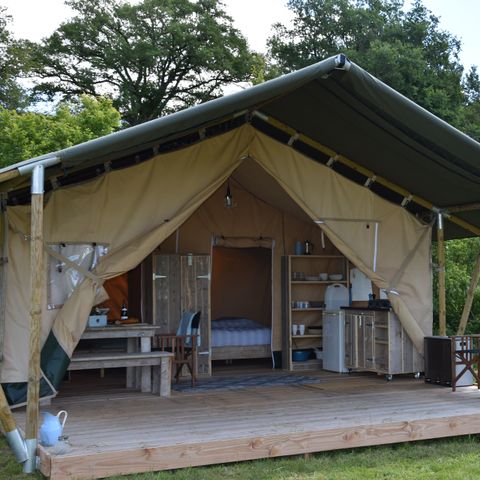 CANVAS AND WOOD TENT 4 people - Safari tent