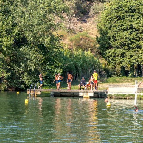 Camping Les Rives du Lac de Vinça - Camping Pyrénées-Orientales - Image N°4