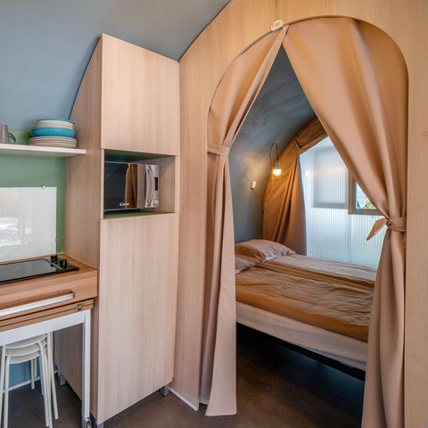 Tent 4 personen - Coco Suite (zonder badkamerfaciliteiten)