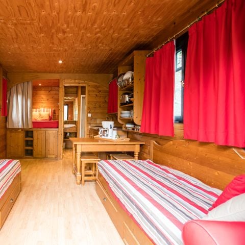 Lodge 5 personen - Roulotte ( Deluxe verblijf ) airconditioning / met ontbijt / 2 pers inbegrepen / Privé spa optioneel