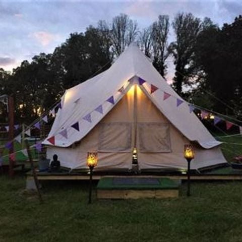 French Fields Glamping - Camping Charente