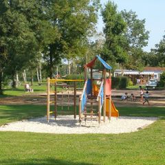 Camping Paradis des Dombes - Camping Ain