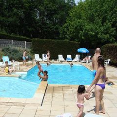 Village Vacances Les Chalets de la Gazonne - Camping Aveyron